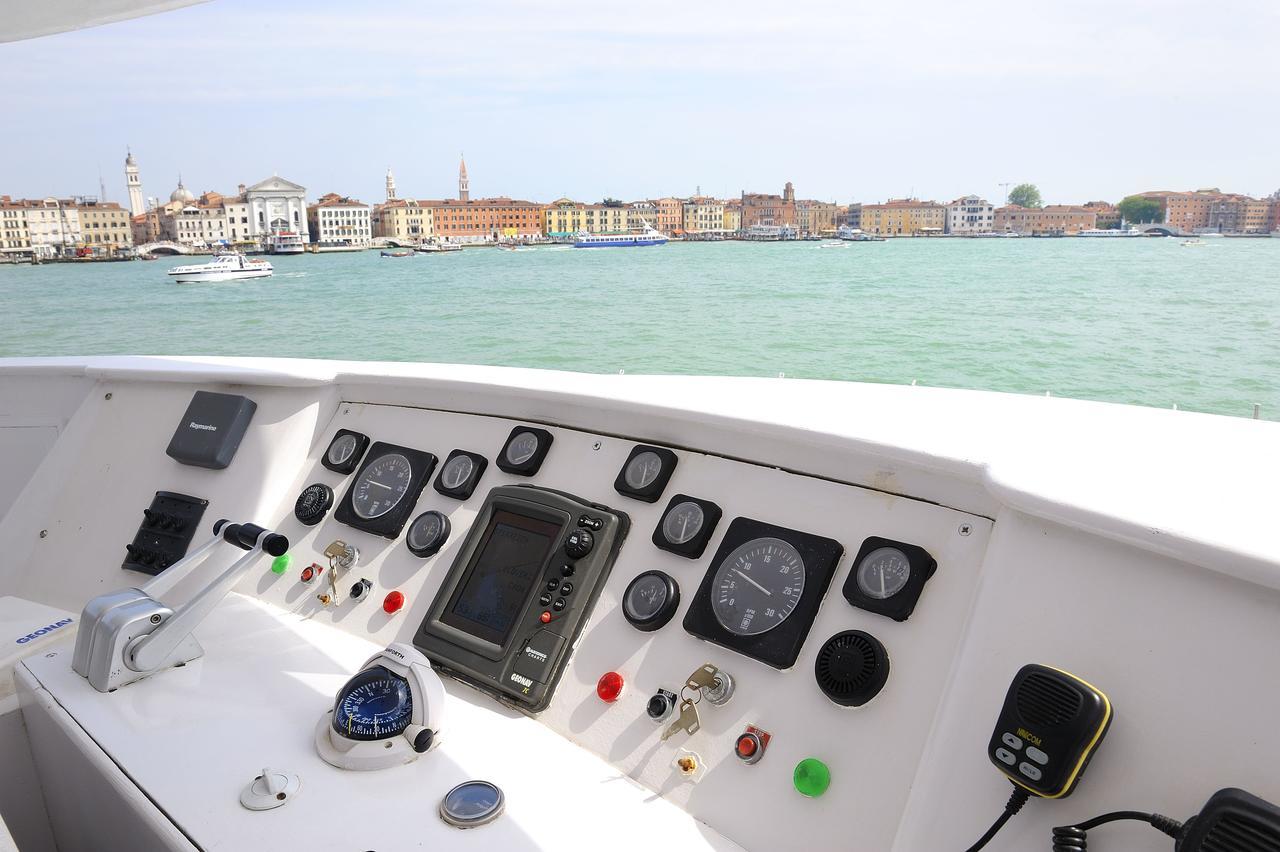 Yacht Fortebraccio Venezia Exterior foto